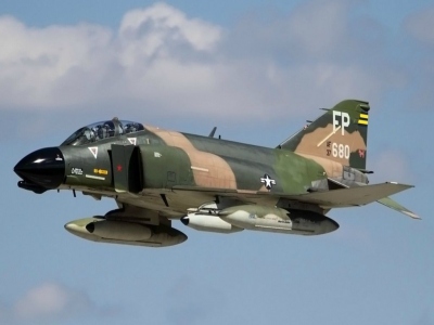 4D model nacvakávací stavebnice F-4 Phantom II 1:125