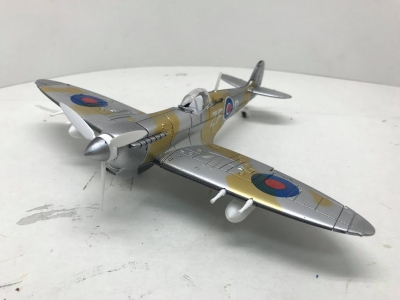 4D model nacvakávací stavebnice Spitfire (stříbrná) 1:48